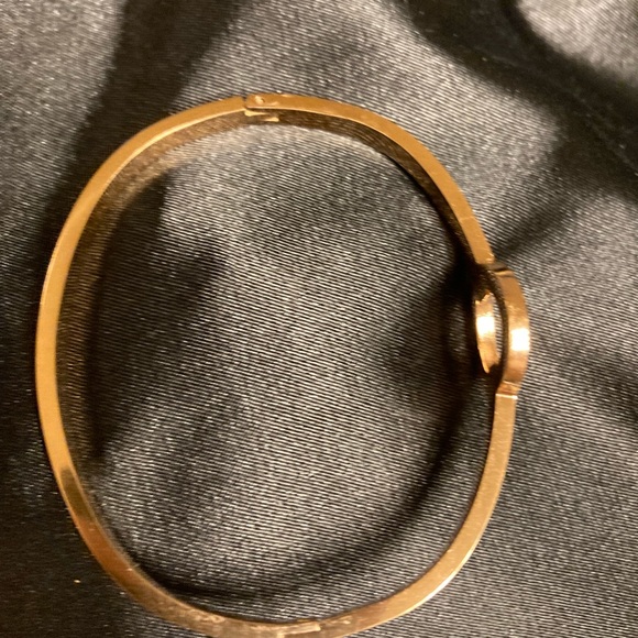 Openable bangle NEW! - Picture 4 of 5
